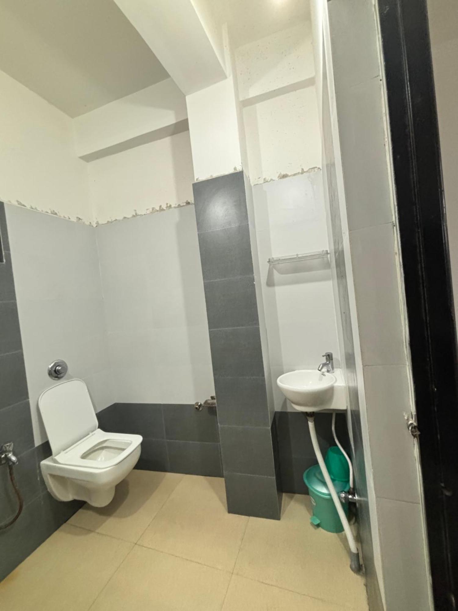 Ichhamati Hotel And Restaurant Hasnabad 외부 사진